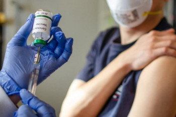 Фотография к новости: Вакцинацию в торговых центрах и на рынках планируют начать в Алматы