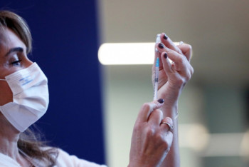 Фотография к новости: Израиль ближе всех в мире к выходу из пандемии. В чем секрет?