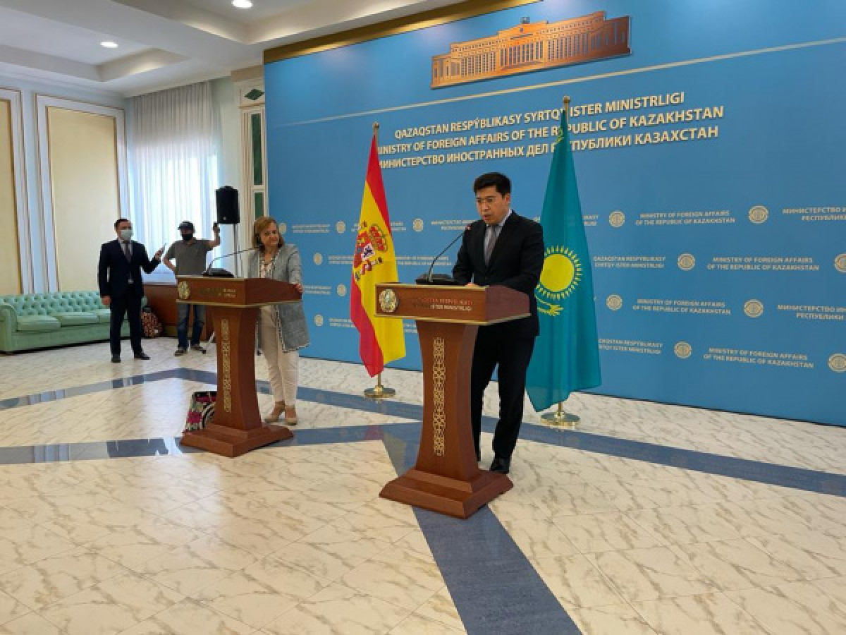  Анели Мажитовой