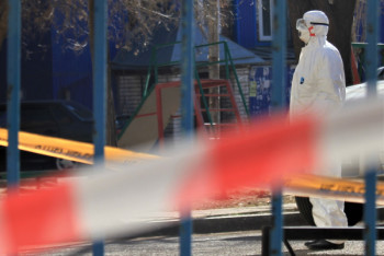 Фотография к новости: Казахстанцев с "красным" статусом хотят наказывать за нарушения карантина