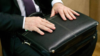 Фотография к новости: Акима Аксу могут уволить за грубости в адрес подчиненных