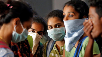 Фотография к новости: Казахстанских депутатов беспокоит эпидситуация в Индии