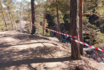 Фотография к новости: Мужчина сорвался со скалы в водопад в Акмолинской области