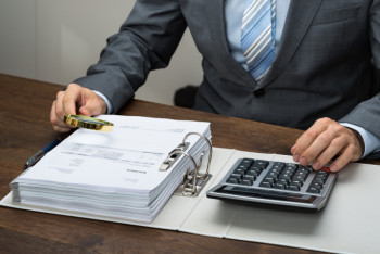 Фотография к новости: Мажилис одобрил поправки по вопросам госзакупок. Что изменится?