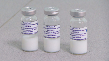 Фотография к новости: Тугжанов опроверг информацию об отправке вакцин QazVac в Кыргызстан