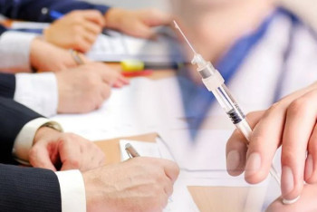 Фотография к новости: Сколько чиновников в Правительстве привились от короновируса