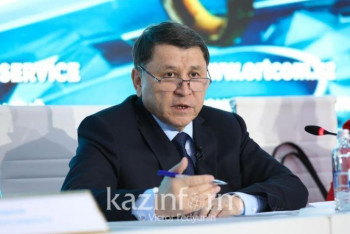 Фотография к новости: Готовы ли школы Алматы с 1 сентября работать по проекту "Ashyq", рассказал Бекшин