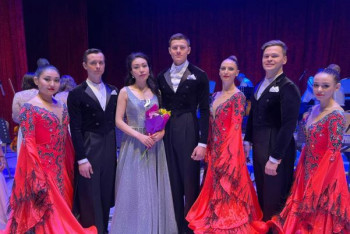 Фотография к новости: Не слышат и заставляют плакать. Как глухие танцоры из Петропавловска покоряют мир