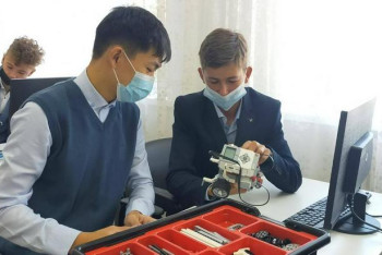 Фотография к новости: "Умная" школа в городе Акколе гарантирует знания и безопасность ученикам