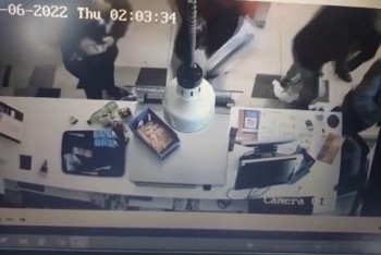 Фотография к новости: Сначала ограбили, потом устроили пир - владелец пиццерии в Шымкенте о мародерах