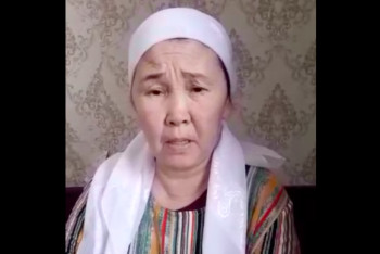 Фотография к новости: У многодетной казахстанки отобрали квартиру, которую ей подарил известный боксер