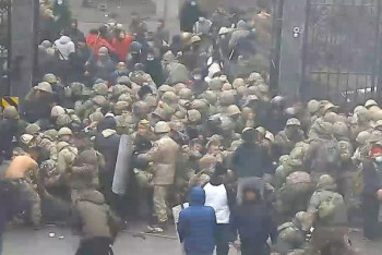 Фотография к новости: Устроивших террор в Алматы ищут с помощью IT-технологий