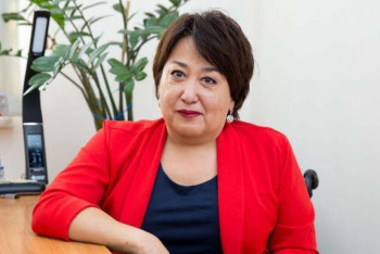 Фотография к новости: Ляззат Калтаева принесла присягу депутата Сената РК