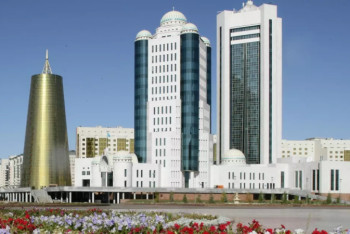 Фотография к новости: Президент предложил наделить мажилис правом принимать законы