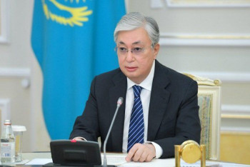 Фотография к новости: Мы должны укреплять статус казахского языка, но не в ущерб другим языкам - Токаев