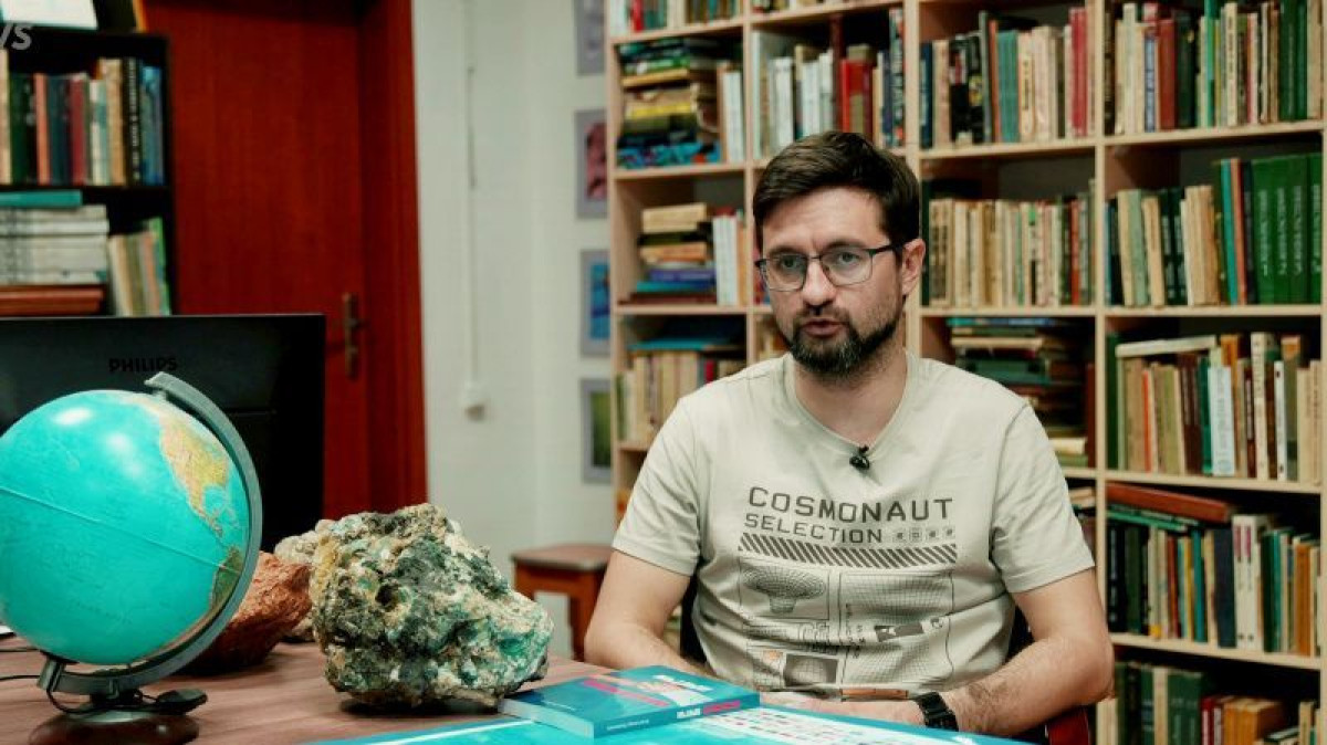  скриншот из видео