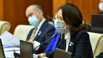 Фотография к новости: Фонд стал казначейством министерства здравоохранения – депутаты раскритиковали работу ФСМС