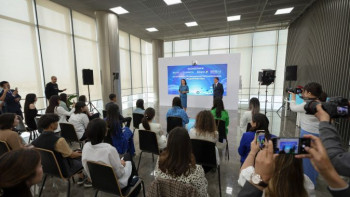 Фотография к новости: Выпускникам медиашколы РТРК "Казахстан" вручили сертификаты в "Қазмедиа орталығы"