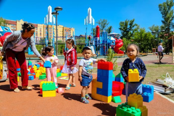 Фотография к новости: Спортплощадки и центры развития детей оборудуют во всех сёлах Казахстана