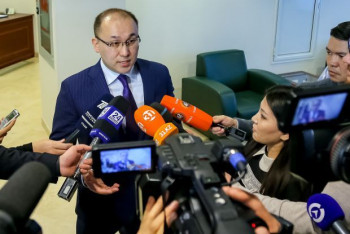 Фотография к новости: Абаев прокомментировал бойкот фестиваля "Жара" с участием российских артистов