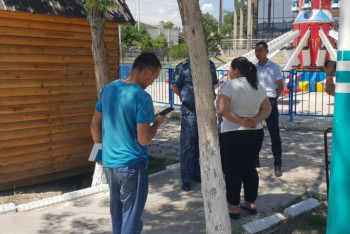 Фотография к новости: "Они угрожали, поэтому он молчал". Кызылординка заявила о насилии над сыном-второклассником