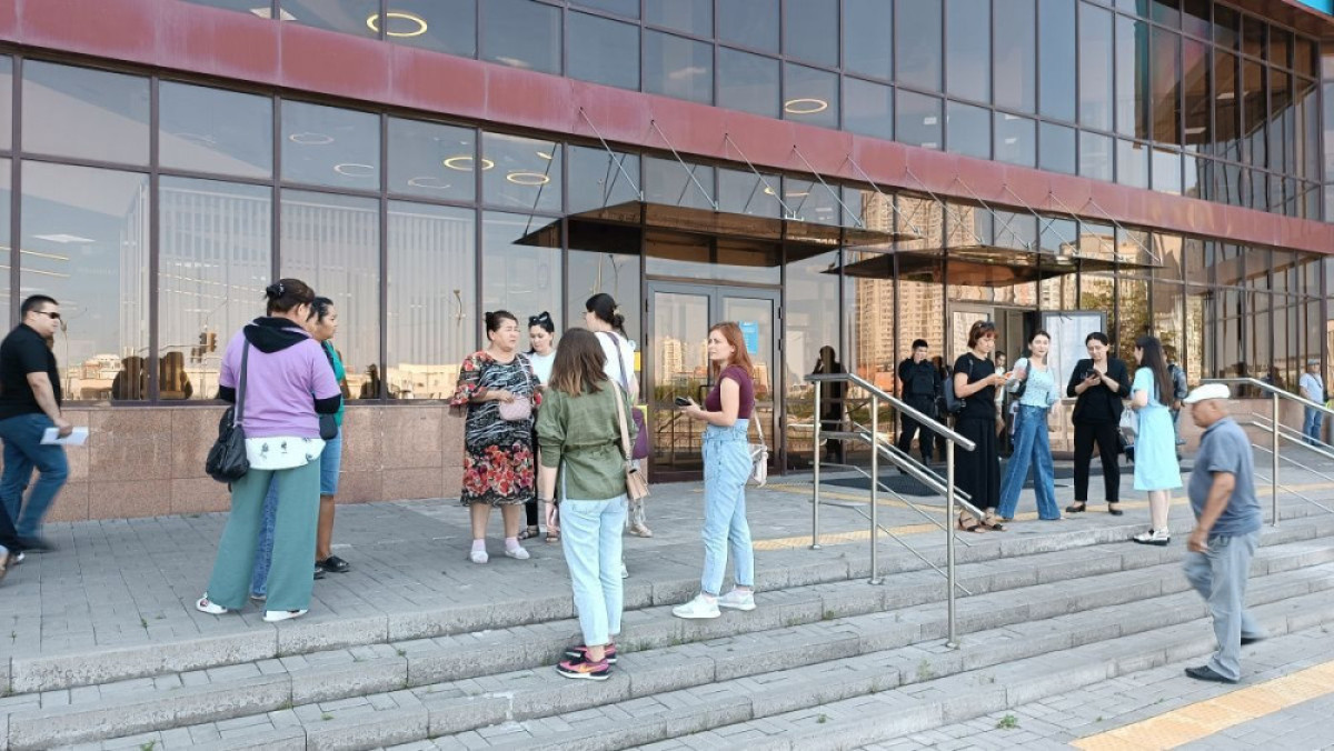  Артем Волков