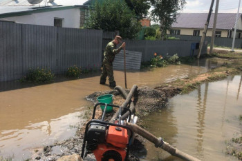 Фотография к новости: Ливневый апокалипсис: затоплены около сотни домов в Кокшетау