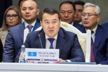 Фотография к новости: Страны ЕАЭС должны ограничивать взаимную торговлю не в ущерб коллегам - Смаилов