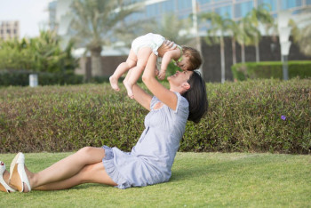 Фотография к новости: Период выплат по уходу за ребёнком увеличат в Казахстане