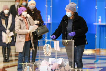 Фотография к новости: "Мы должны развивать сильные политические партии" — Ашимбаев о предстоящих выборах