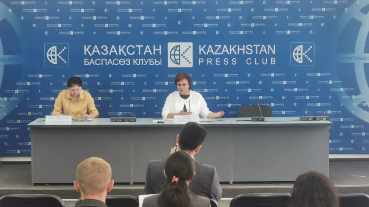  Евгения Сазонова