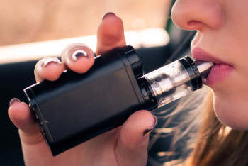 Фотография к новости: Готовы законопроекты, предполагающие полный запрет на вейпы