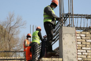 Фотография к новости: Как не стать жертвой мошенников при трудоустройстве за границей — советы эксперта