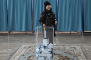 Фотография к новости: Динамичные, демократичные, легитимные - политологи о выборах президента