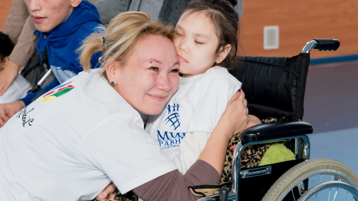  предоставлено героем