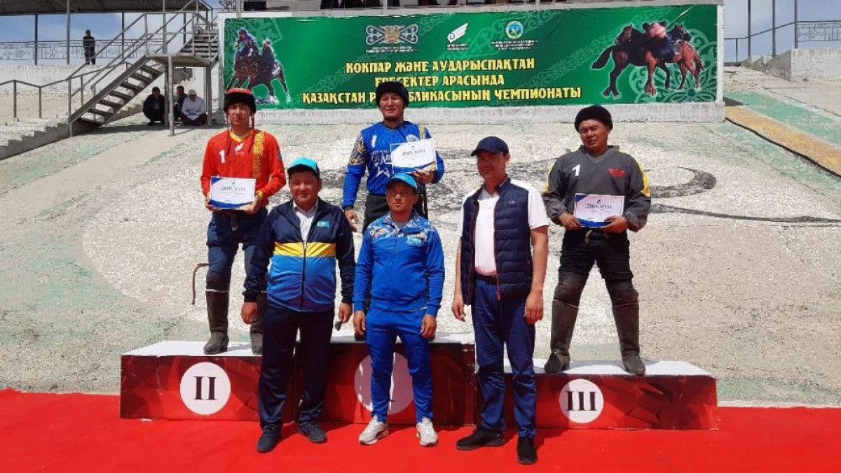  предоставлено героем