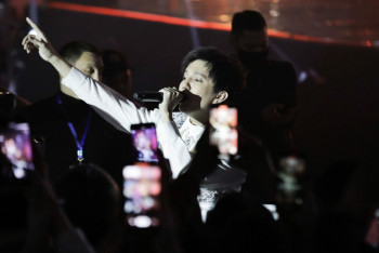 Фотография к новости: Димаш Кудайберген выступил на одной сцене с особенными детьми в Астане