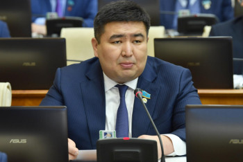 Фотография к новости: Елнур Бейсенбаев досрочно сложил с себя полномочия депутата мажилиса