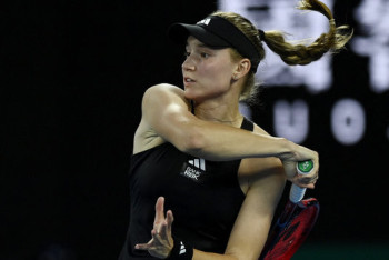 Фотография к новости: Елена Рыбакина в финале Australian Open: что говорят о её шансах эксперты из России и США