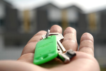 Фотография к новости: Программа 7-20-25: закрыть нельзя оставить