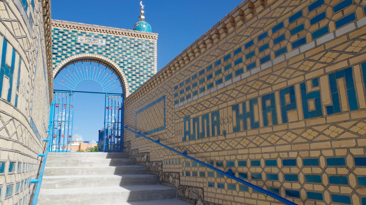 Beket-Ata, Kazakhstan (via Kristin KA/ Flickr)