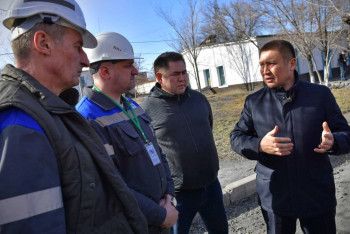 Фотография к новости: Сколько времени жители Экибастуза будут без горячей воды, решил выяснить аким области