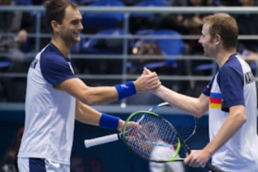 Фотография к новости: Казахстанцы вышли в полуфинал теннисного турнира в Хьюстоне