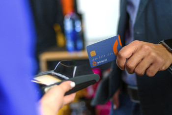 Фотография к новости: Фальшивые топливные карты продают мошенники казахстанцам