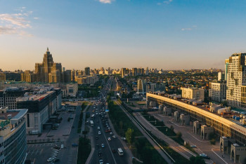 Фотография к новости: Вложения иностранцев в казахстанские компании выросли почти на 18% за год