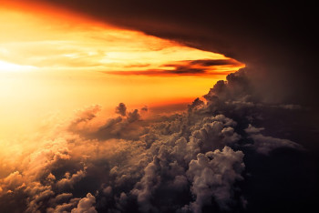 Фотография к новости: Мощнейшая буря надвигается на Алматы: в ДЧС сообщили, стоит ли бояться