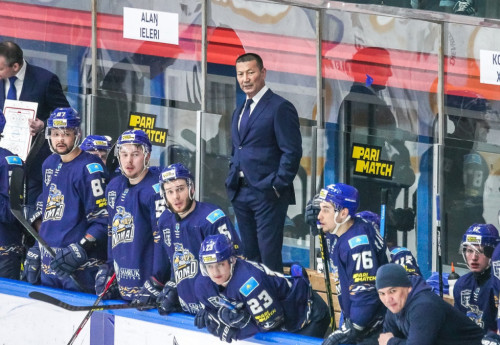 Фотография к новости: Назначен новый главный тренер сборной Казахстана по хоккею