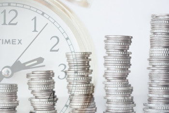 Фотография к новости: В Казахстане ужесточат регулирование ставок по микрокредитам