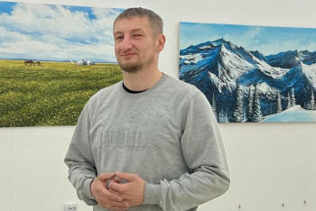 Фотография к новости: Рисуя городами: художник из Кокшетау планирует войти в Книгу рекордов Гиннеса