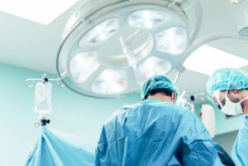 Фотография к новости: Уникальная операция в Алматы: мальчику пришили оторванный палец